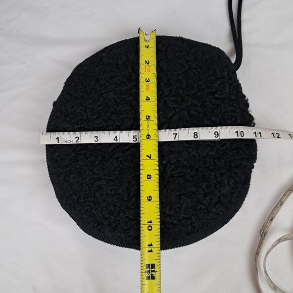 Vintage Persian Curly Lamb Muff w/ Waldes Zipper by Engel-Fetzer Cleveland OH - Picture 15 of 15